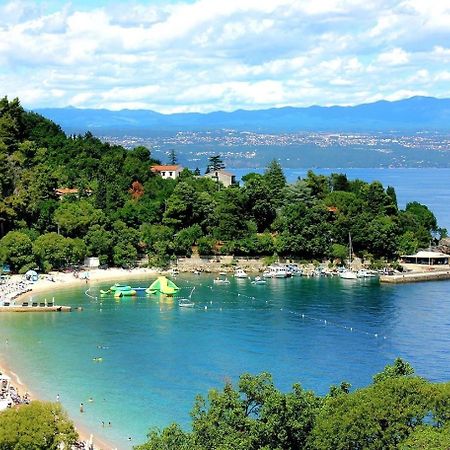 Apartments And Rooms By The Sea Medveja, Opatija - 2305 Lovran Exterior photo